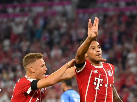 Tân binh liên tục ghi bàn, Bayern giành trọn 3 điểm ngày ra quân