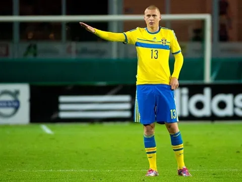 Tân binh Lindelof và 8 câu hỏi cần lời đáp