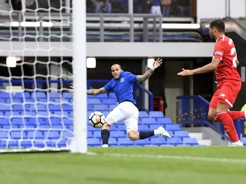Tân binh lò La Masia ghi bàn, Everton vẫn hòa nhạt nhòa trước Sevilla
