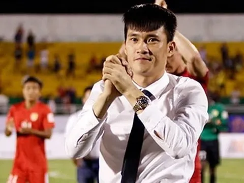 Tập đoàn Bình Minh vẫn im tiếng sau khi Công Vinh tuyên bố từ chức