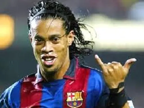 Tất cả những cú hattrick của Ronaldinho cho Barca