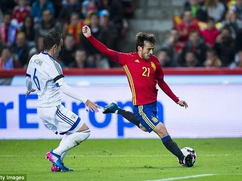 Tây Ban Nha bỏ “số 9” để sống với tinh thần David Silva