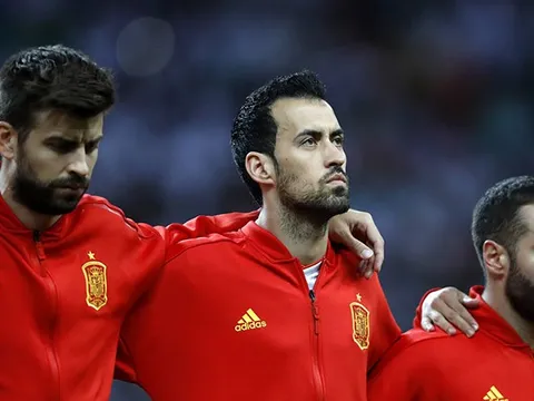 Tây Ban Nha xấu hổ, không thể đá World Cup thế này