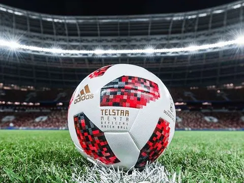 World Cup sử dụng bóng mới ở vòng loại trực tiếp