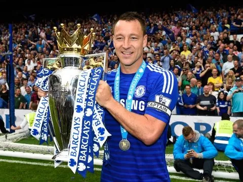 Terry trở thành đội trưởng thành công nhất lịch sử Premier League