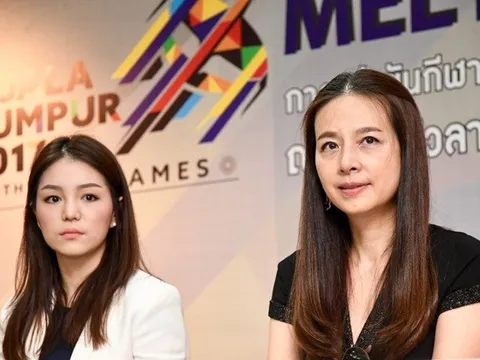 Nhan sắc nữ tỷ phú làm trưởng đoàn bóng đá nữ Thái Lan