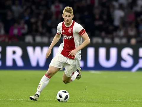 Thần đồng Ajax "bật đèn xanh" cho đại gia châu Âu
