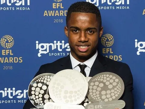 Thần đồng Fulham giành 5 giải thưởng cá nhân ở giải hạng Nhất Anh