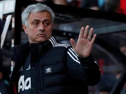 Thắng Bournemouth, Mourinho vẫn chưa "hết giận"