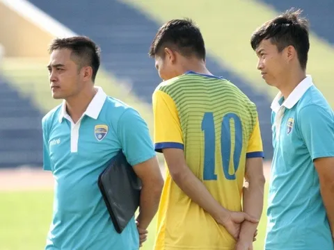 Có chuyên gia, FLC Thanh Hóa có phòng ngự tốt hơn?