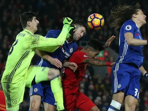 Thay Karius, Liverpool tiến sát 'người nhện' của Chelsea