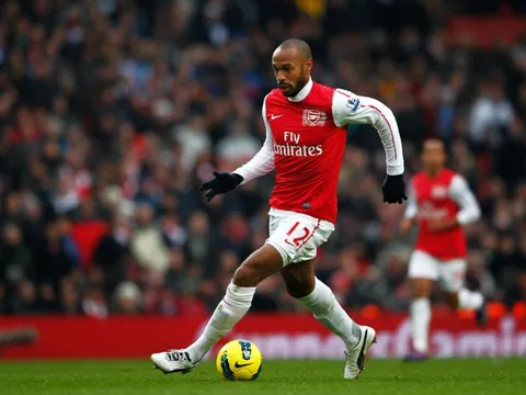 Thierry Henry khi còn tung hoành tại Arsenal