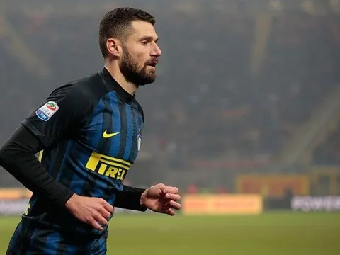 Thiếu nhân lực trầm trọng, Chelsea quyết có Candreva