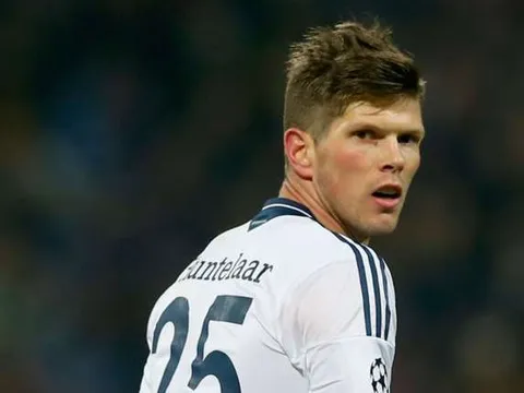 'Thợ săn' Huntelaar chính thức trở lại Ajax