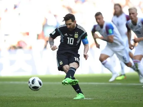 Khó tin với thống kê tệ hại của Messi trên chấm 11m