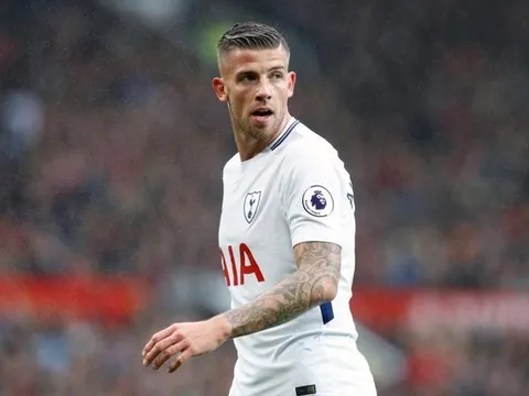 Thua thảm ở Champions League, Man City tăng cường chất thép