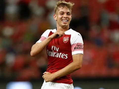 Thua trận, Unai Emery vẫn thành công khi trình làng "Fabregas mới"