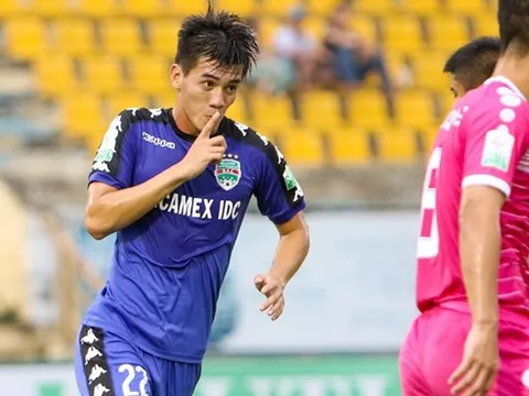 Điểm tin bóng đá Việt Nam tối 29/05: Tuyển thủ U20 Việt Nam đầu tiên lập Poker ở V-League