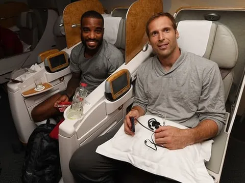 Tiết lộ: Chính Mourinho cản Man Utd chiêu mộ Lacazette