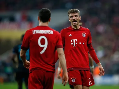 Tiêu điểm chuyển nhượng châu Âu: M.U săn hàng 'khủng' Bayern, Conte chọn xong trung vệ