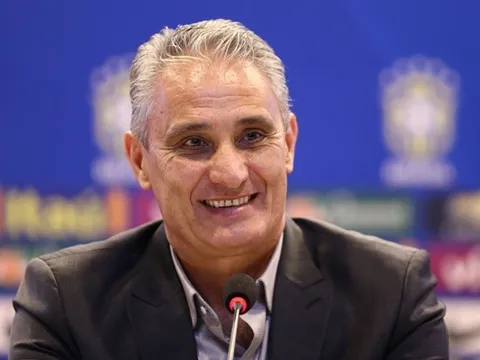 Real bất ngờ để mắt HLV Brazil