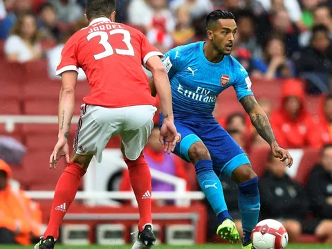 Tỏa sáng tại Emirates Cup, giá của Walcott giờ là... 172 triệu euro!