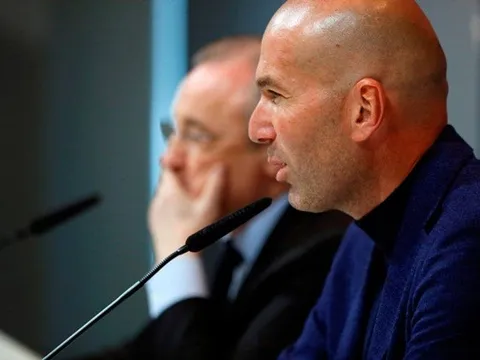 TOÀN CẢNH buổi họp báo từ chức của Zinedine Zidane