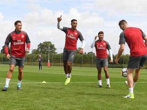 TOÀN CẢNH lực lượng Arsenal: Tin vui từ Cazorla, "báo động" Sanchez