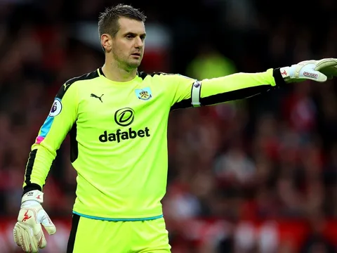 Tom Heaton: Đứa con lưu lạc đầy tài năng của M.U