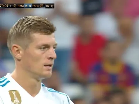 Toni Kroos chơi tuyệt hay trước Barcelona