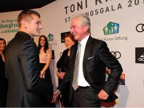 Toni Kroos 'run rẩy' khi đứng ra gây quỹ từ thiện