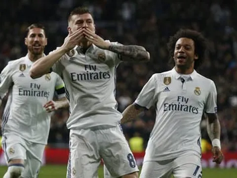 Toni Kroos thể hiện ra sao trước Barcelona?