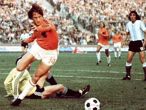 Top 10 áo đấu đẹp nhất lịch sử các kỳ World Cup