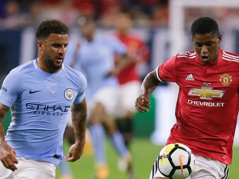 Top 4 Ngoại hạng Anh 2017/18: Cán cân quyền lực trở lại Manchester?