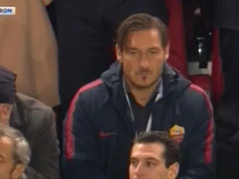 Totti 'cạn lời' khi chứng kiến AS Roma bị Salah nhấn chìm