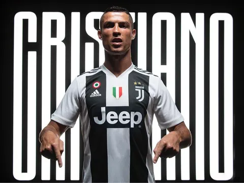 Totti: 'Ronaldo sẽ vực dậy Serie A'