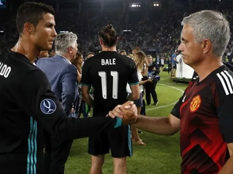 Trả lương bằng Messi, M.U quyết tái ngộ CR7