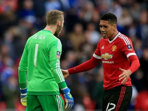 Trụ cột Man Utd lên tiếng cam kết tương lai tại Old Trafford