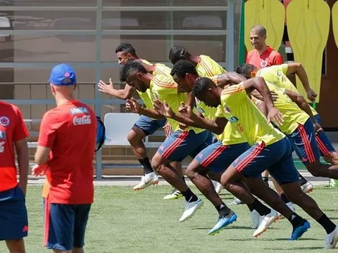 Trui rèn thể lực, Falcao và các đồng đội quyết tâm tiễn Anh về nước