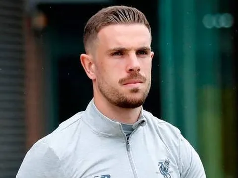 Trước giờ G, Henderson thừa nhận Liverpool yếu hơn Roma