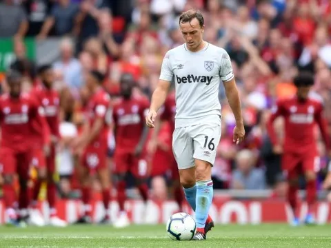 "Trước Liverpool, đội hình 100 triệu của West Ham như đội hạng Nhất"