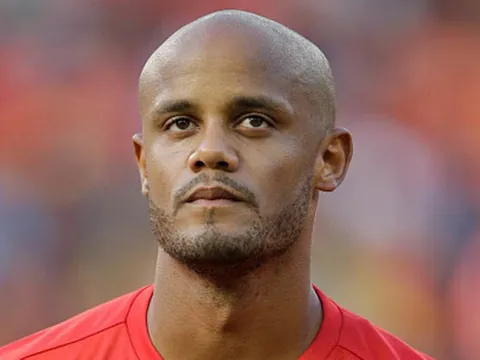 Trước thềm đại chiến, Kompany "nắn gân" tuyển Brazil