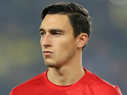 Từ bỏ Danilo, những cái tên nào sẽ được Juventus lựa chọn?