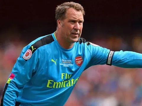 Tượng đài Seaman chỉ ra 3 vị trí yếu nhất của Arsenal