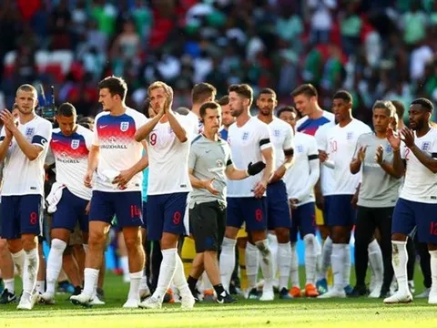 Vũ khí bí mật của tuyển Anh: Đặc sản nức tiếng Messi hay dùng!