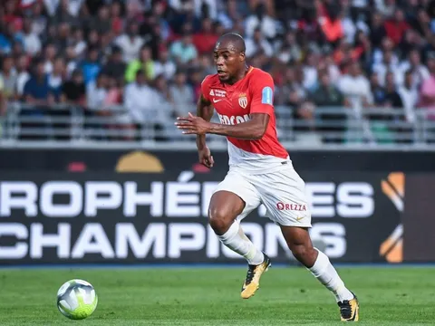 MU phá két, quyết tậu sao Monaco thay thế Valencia