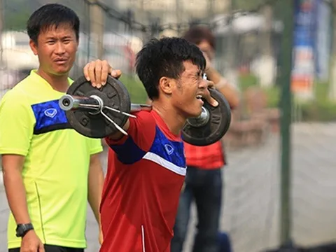 Át chủ bài của U20 Việt Nam, Hà Đức Chinh bị cảnh báo