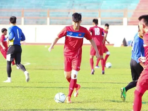 Văn Hậu được đề cử thay vị trí của Tiến Dụng ở U20 Việt Nam