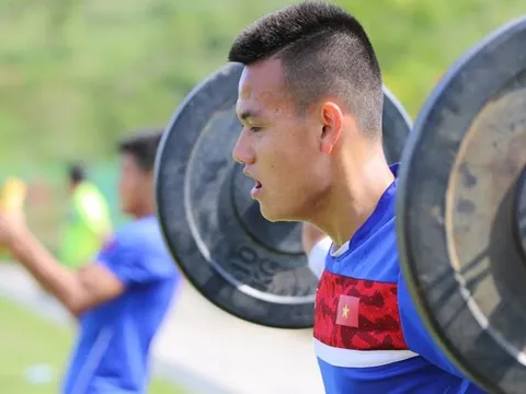 U20 Việt Nam vẫn è cổ gánh tạ trước ngày đá U20 World Cup