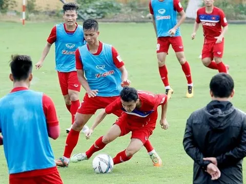 U22 Việt Nam tập luyện: Tuấn Anh gây ấn tượng tốt